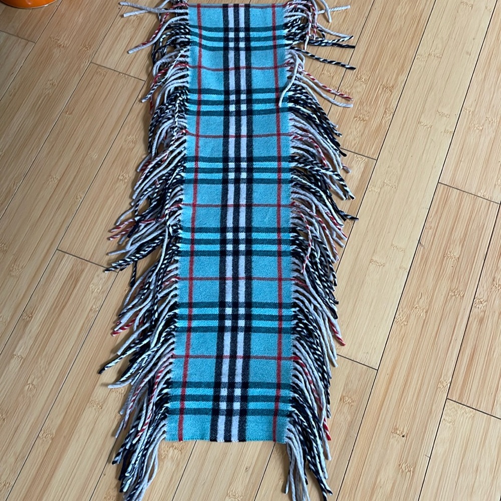 Burberry Winter Scarf W Fringe Good Used Condition Beautiful Color Wool Warm